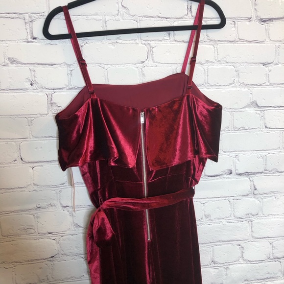 AVEC LES FILLES Cropped Velvet Jumpsuit - Picture 6 of 8